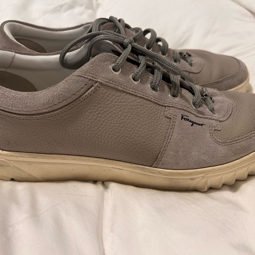 Salvatore Ferragamo Men's Gray Casual Sneakers